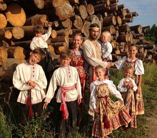 Картинка ХОРОВОДИМ.РУ, центр возрождения семейных традиций